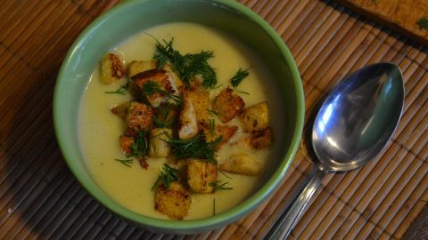 Spargel-Kokos-Suppe