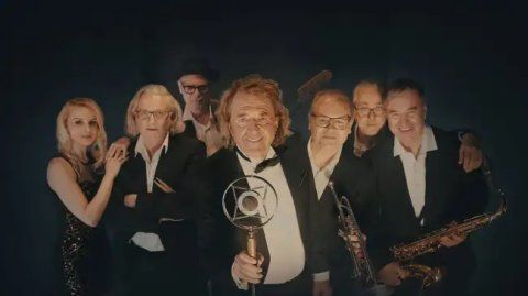 Charly Brunner: Musikalisch jetzt von einer ganz anderen Seite