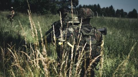 Projekt 0800 - Die Bundeswehr schläft jetzt aus....